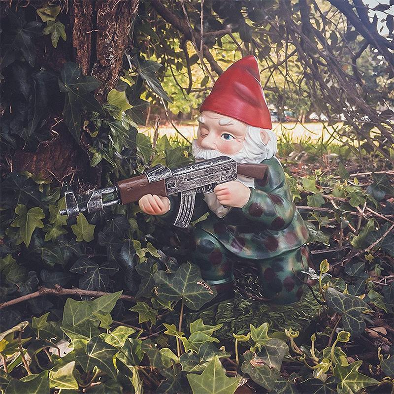 Skanto | Militær Hagegnome med Kamuflasjeuniform