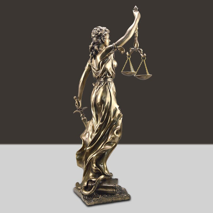 Skanto | Dekorativ statue av Rettferdighetens Gudinne