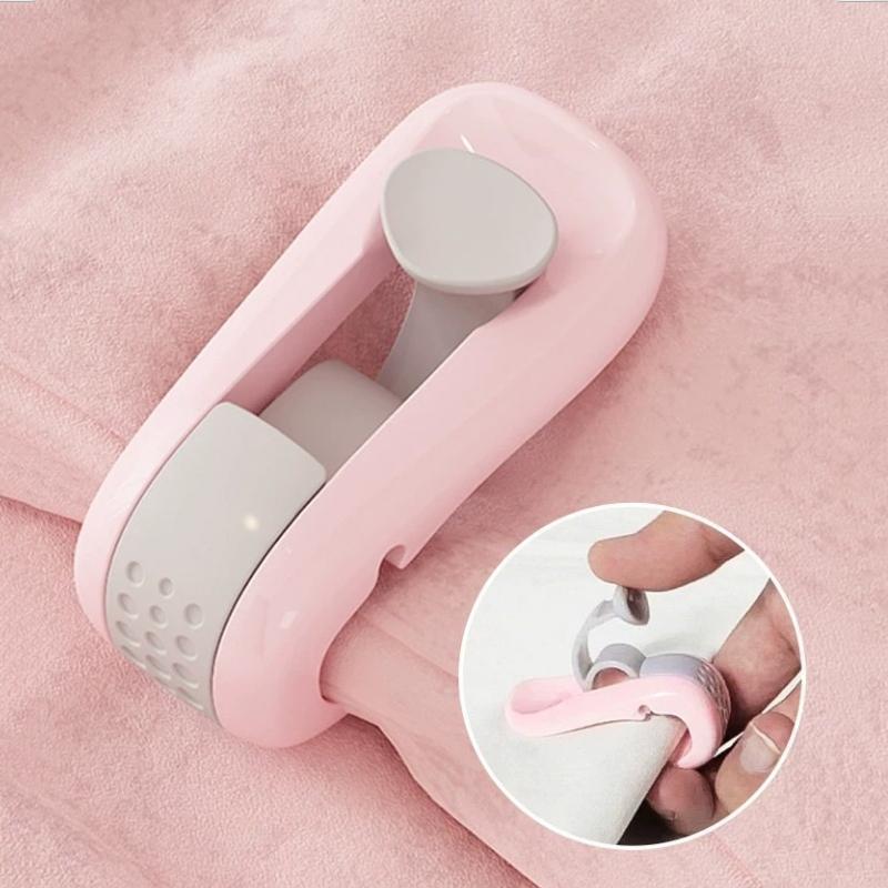 Skanto | Quilt Holder Duvet Clip
