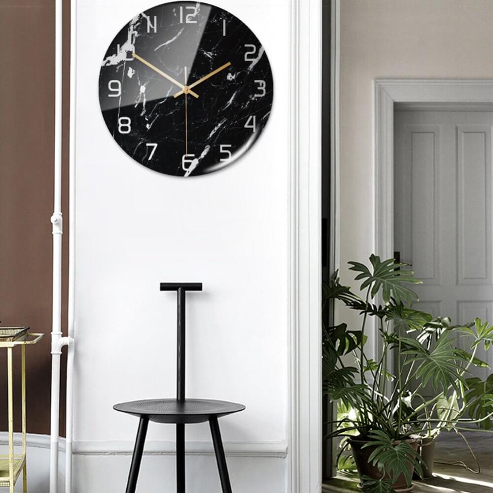Skanto | Stilfull Veggklokke med Marmorstruktur - MarbleTime