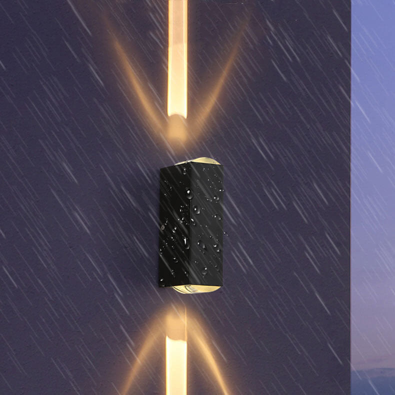 Skanto | Rektangulær LED Vegglampe | Vanntett og Moderne | Svart