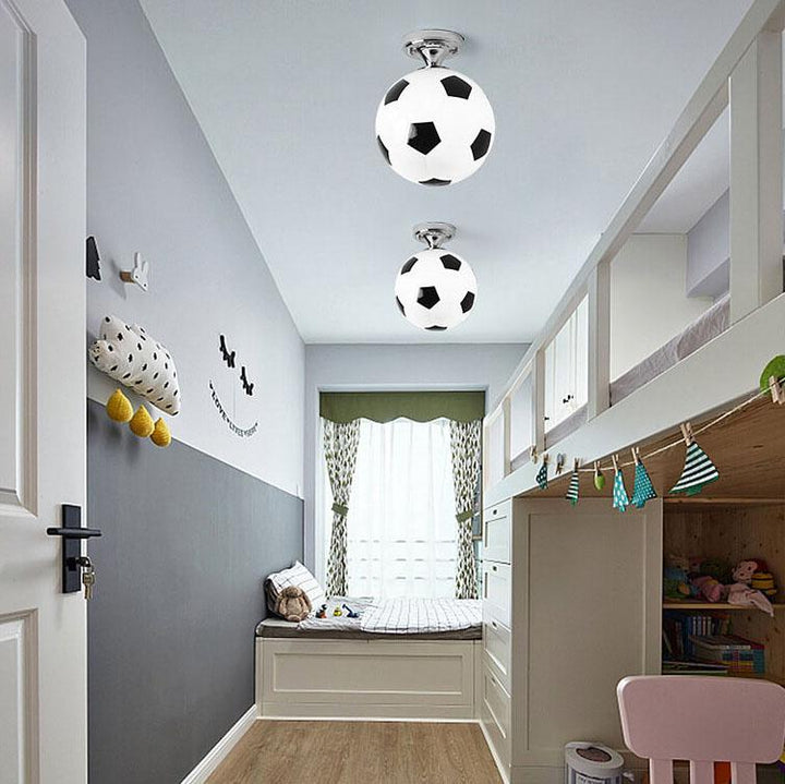 Skanto | SportLume Kreativ Taklampe | Basketball & Fotball Design | Halvmontert | Glasslampe