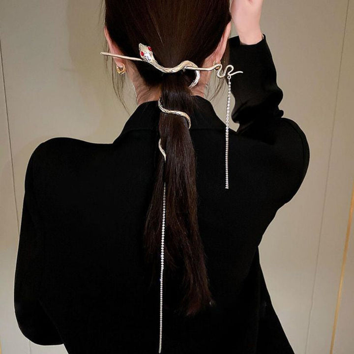 Skanto | Silver Spiral Snake Tåsmykke