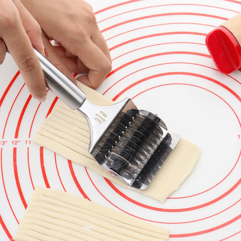 Noodle Spaghetti Cutter Roller | Skanto