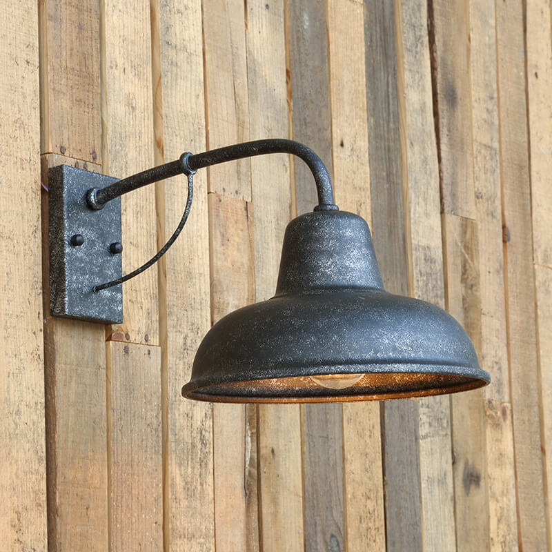 Vintage vegglampe i låvestil laget av jern, vanntett, for utendørs bruk, 1 lyspære