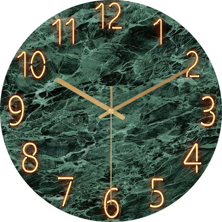 Skanto | Moderne Treveggklokke med Still Mekanisme
