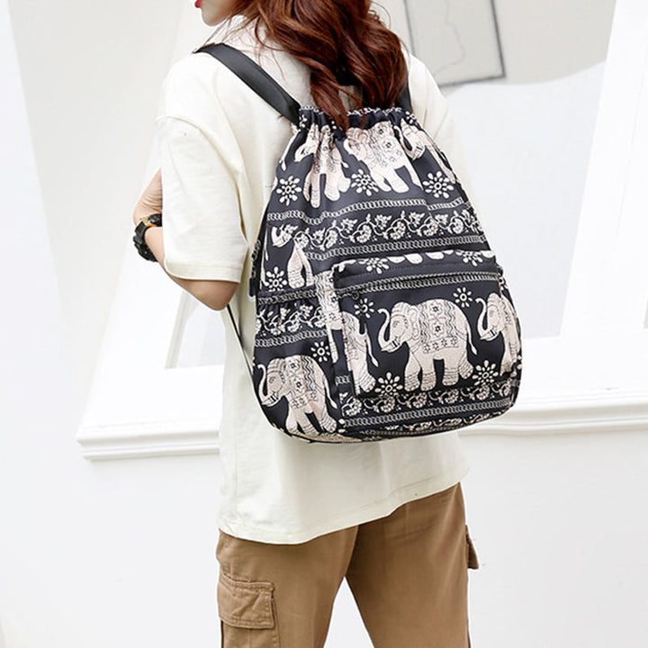 Drawstring skulderveske i etnisk stil | Skanto