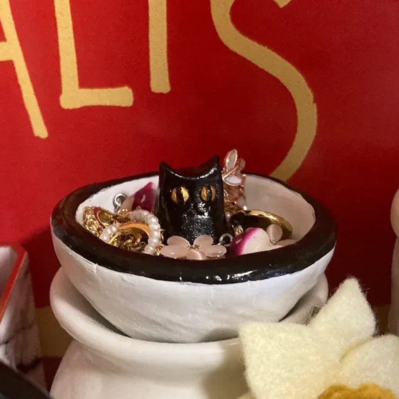 Skanto | Lucky Black Cat Decorative Bowl Dish