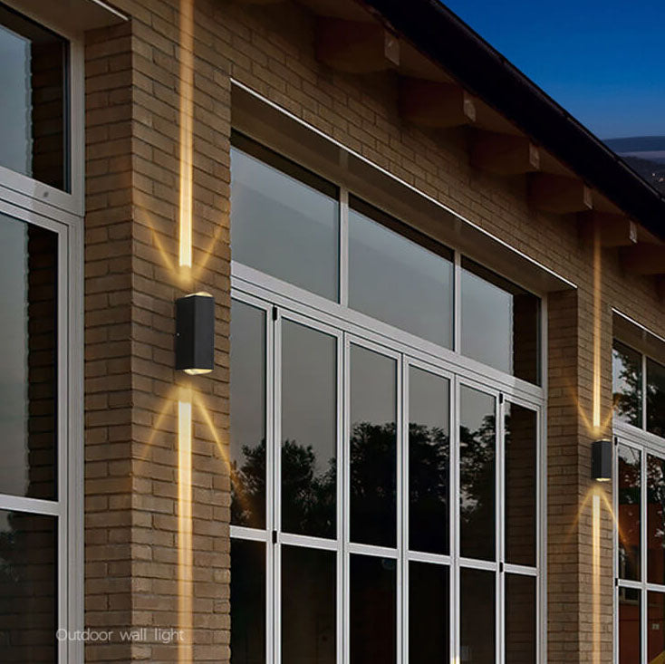 Skanto | Rektangulær LED Vegglampe | Vanntett og Moderne | Svart