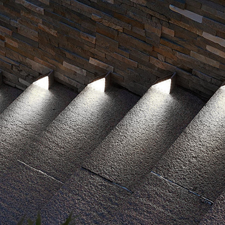 Skanto | LED Solenergi Vanntette Trinn Lys