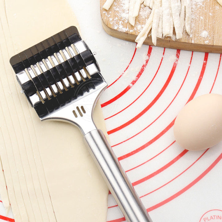 Noodle Spaghetti Cutter Roller | Skanto