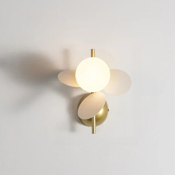MacronLight – Moderne LED Akryl Vegglampe Skanto