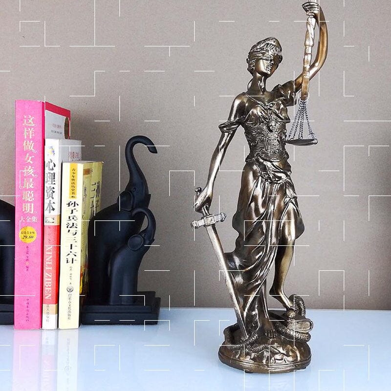 Gudsinnes av rettferdighet statue dekorasjon | Skanto