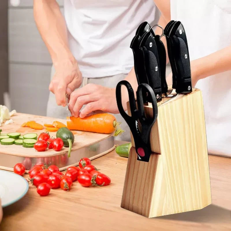 7 deler knivsett med trestativ Skanto