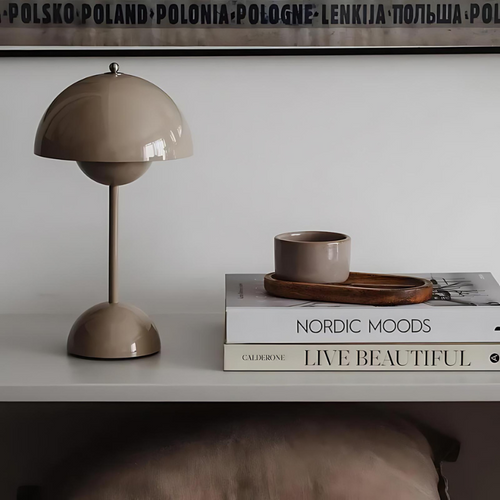 Skanto | Moderne bordlampe i soppdesign med berøringskontroll