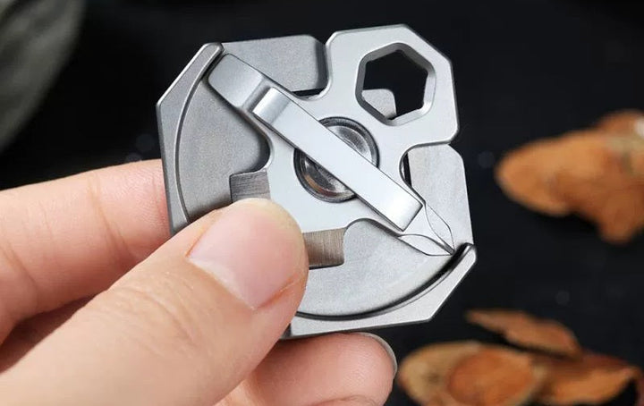 Skanto | Titanium EDC Multi-verktøy - Skrutrekker, Skiftenøkkel, Kul Pendel