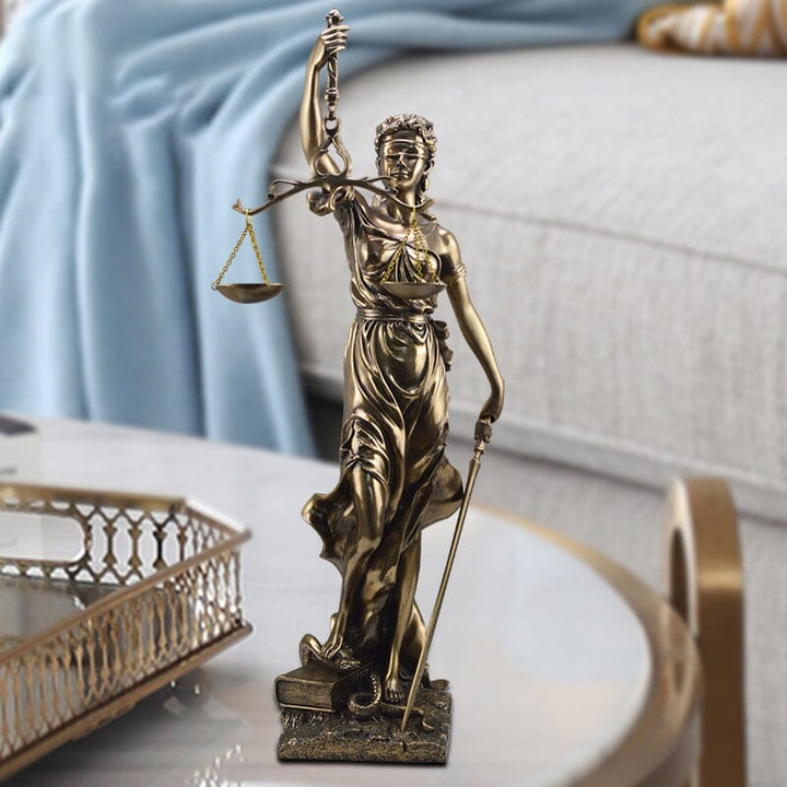 Skanto | Dekorasjon statue av rettferdighetens gudinne