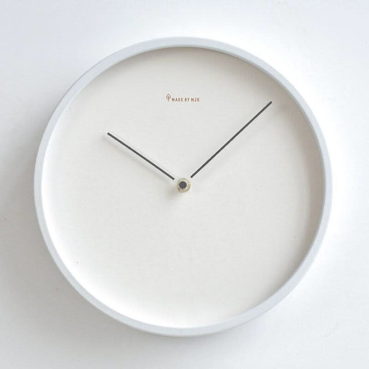 Skanto | Nordic Minimalist Treveggklokke Hvit Svart Design