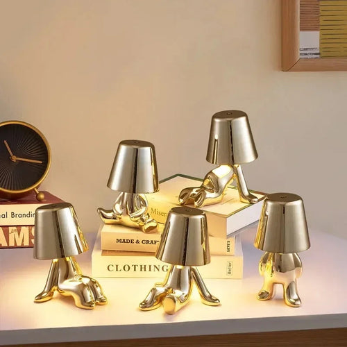 Skanto | Lite Gyldne Mann Bordlampe