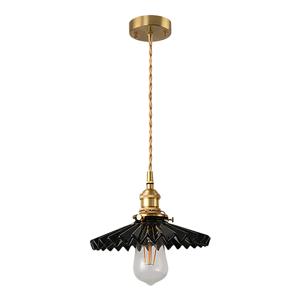 Vintage keramisk pendellampe med plissédesign – messing LED pendellampe for spisestue og stue | Skanto