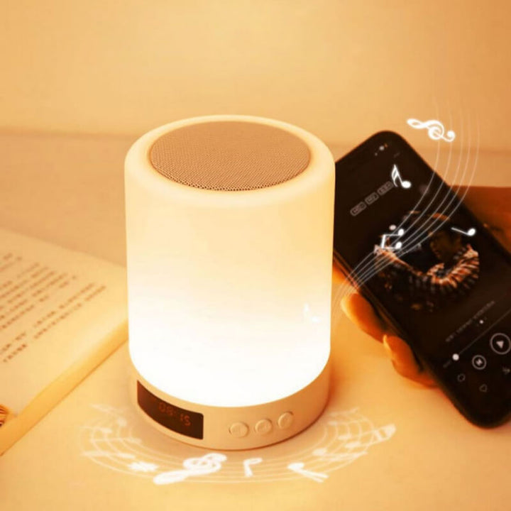 Skanto | Bluetooth-høyttaler og fargerik belysningsbordlampe