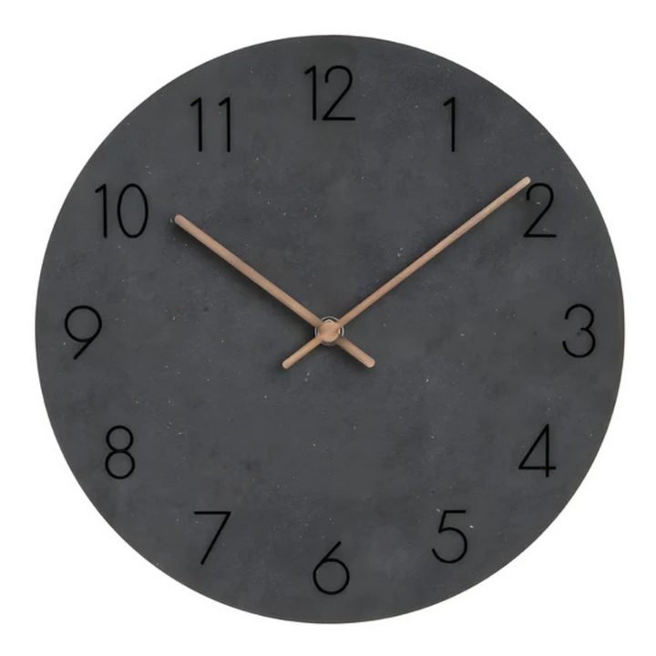 Skanto | Treveggklokke med minimalistisk stil og eleganse