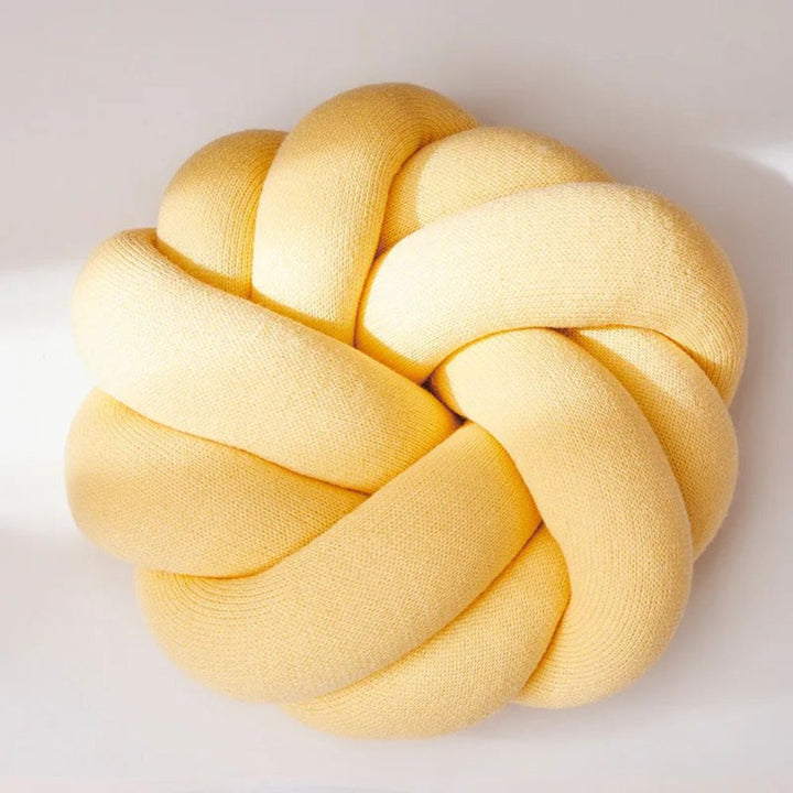Skanto | Puffy Pretzel Cushion
