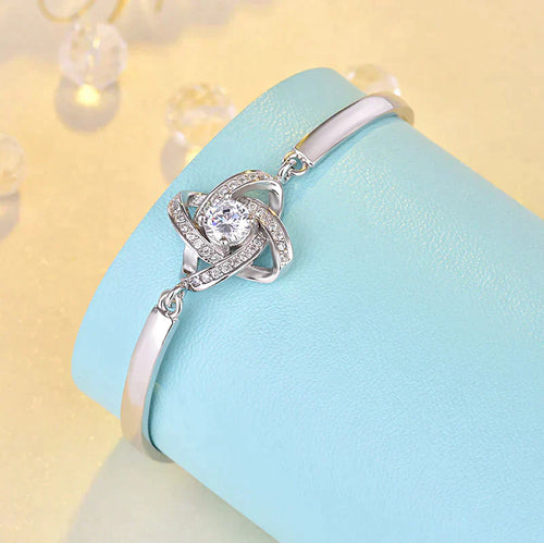 Stilig Love Knot Armbånd | Perfekt for Daglig Bruk Nytelse! Skanto