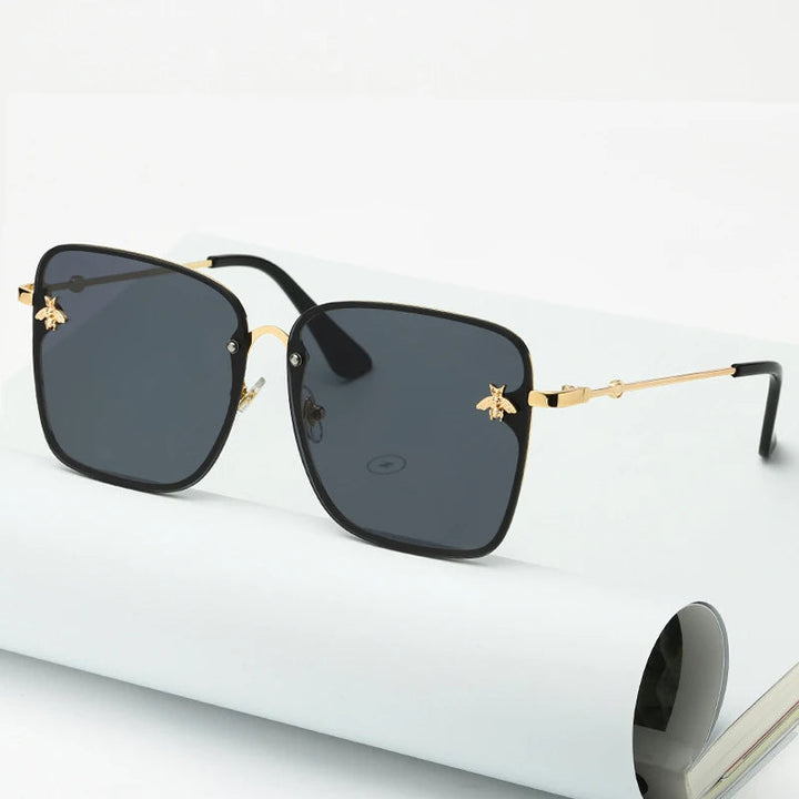 Charlotte Solbriller | Oversized & Rimless | Skanto