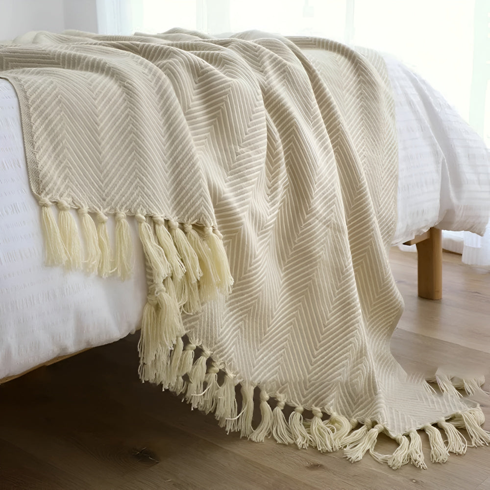 Skanto | Herringbone duskfringed strikket teppe