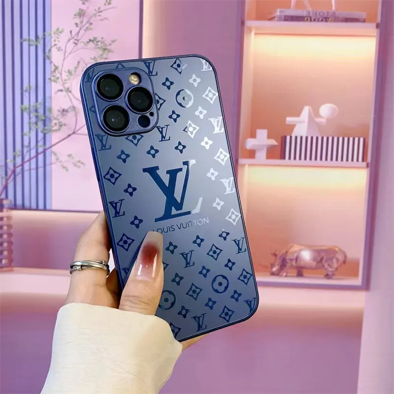 Skanto | Luksuriøs Louis Vuitton Frosted Matte Etui for iPhone 13 / 14 / 15 Serie