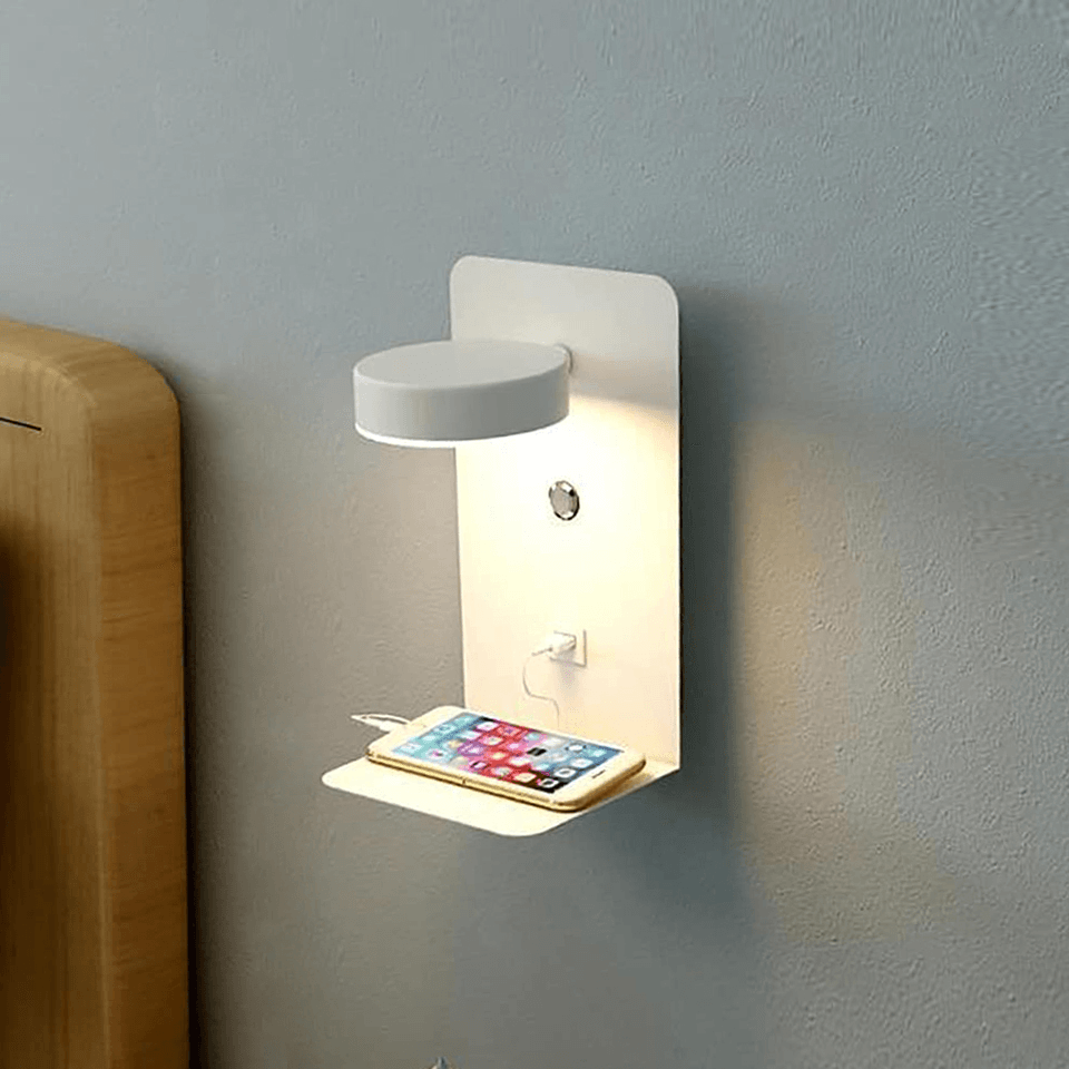Skanto | BrightHub Nattlys | Justerbart Lys med USB og Hylle | 12W