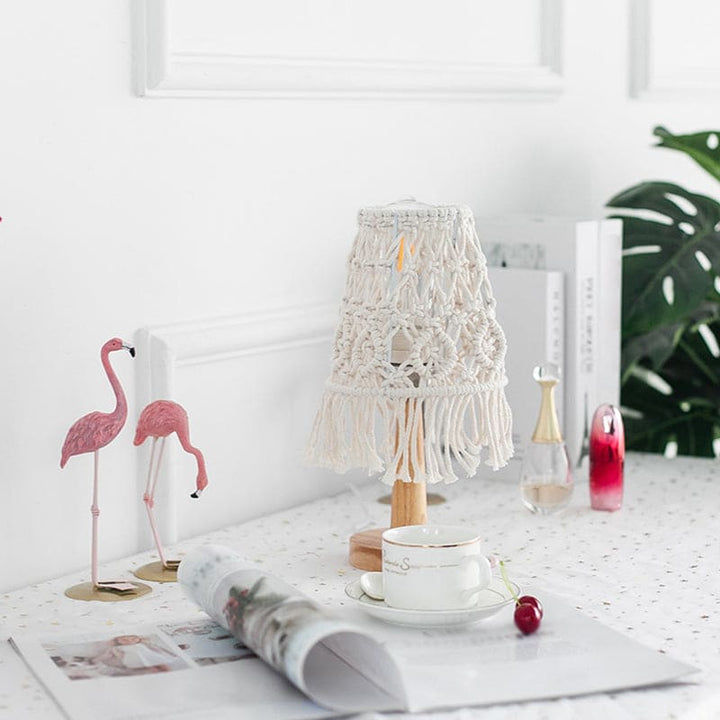 FeatherGlow Bordlampe – Luksus Bordlampe med Forenklet Design Skanto