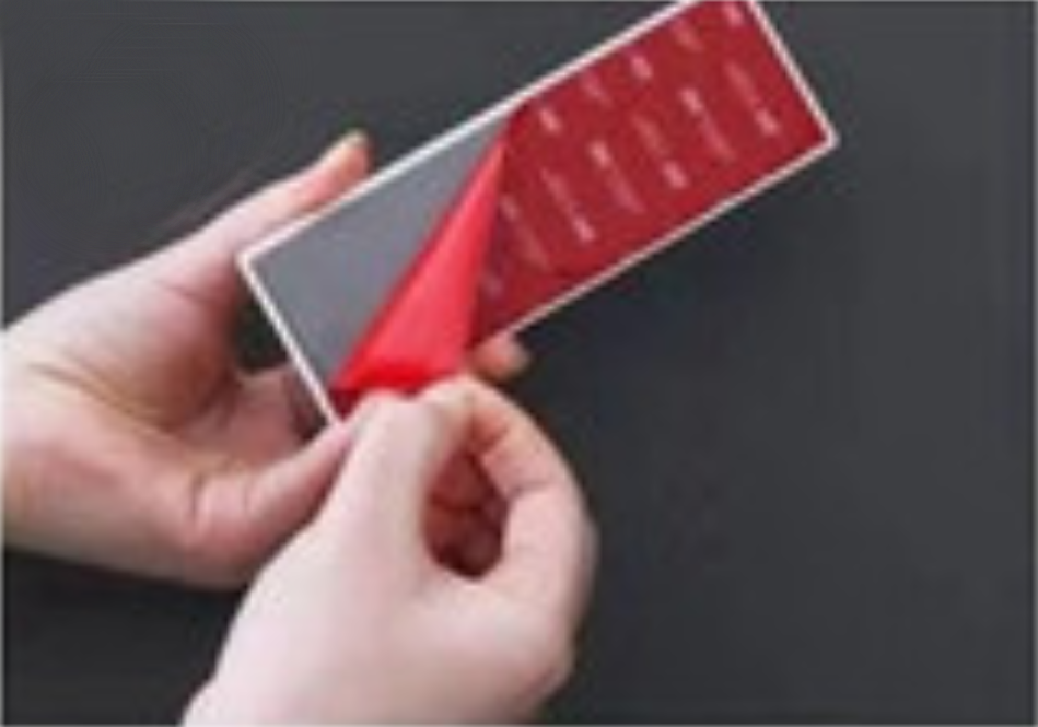 Norvo | Smart Punch-fri UV Sterilisering Tannbørste Sterilisator / Hylle med Automatisk Tannkrem, Soldrevet, Litiumbatteri Oppbevaring, Dobbelt Sterilisering & Automatisk Induksjon