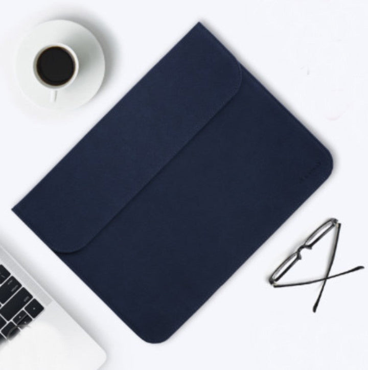 Skanto | Bærbar ultratynn laptopdeksel, med slank design, delikat fleece og usynlig magnetlås