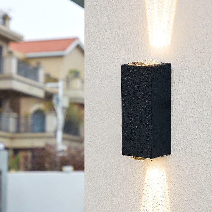Vanntett LED-vegglampe for utendørs bruk