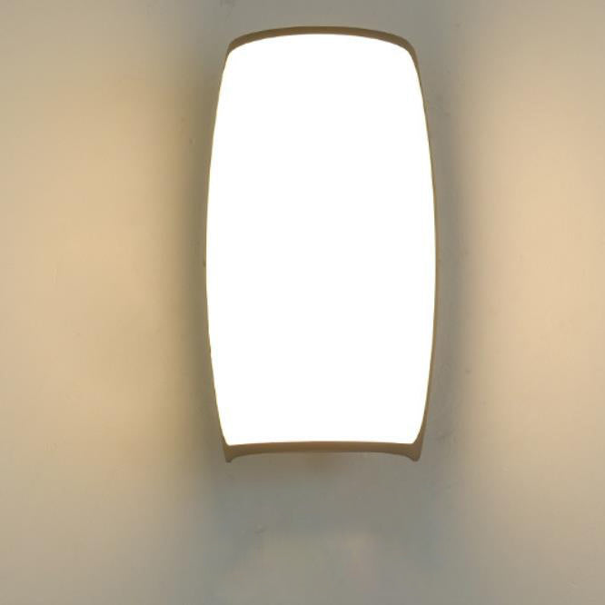 Vanntett akryl buet skjerm LED utendørs vegglampe | Skanto