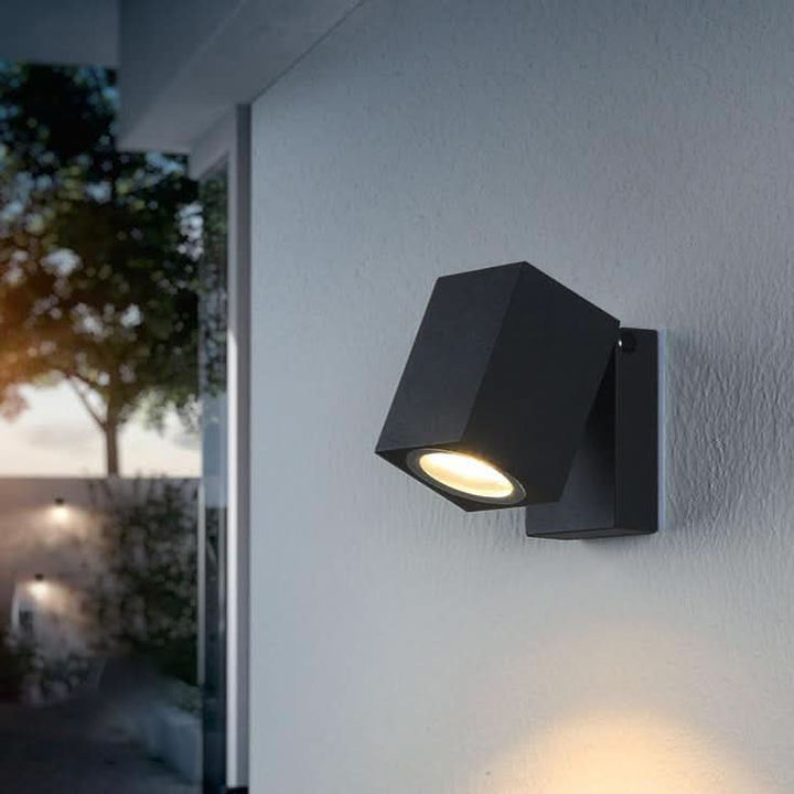 Skanto | Utendørs LED Vegglampe med Justerbar Vinkel