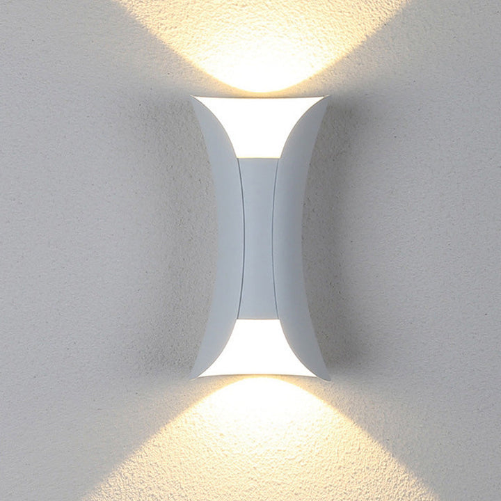 Stilig LED vegglampe for utendørs - Moderne og vanntett | Skanto