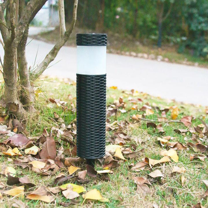 Skanto | Utendørs Solenergi Rattan Sylinderformet LED Hage Gress In-ground Landskapslys