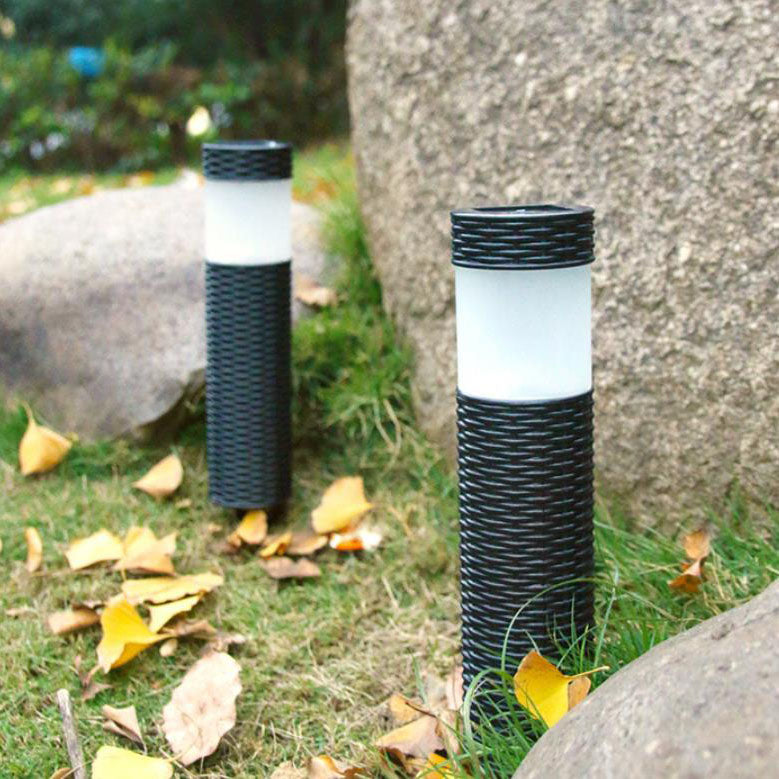 Skanto | Utendørs Solenergi Rattan Sylinderformet LED Hage Gress In-ground Landskapslys