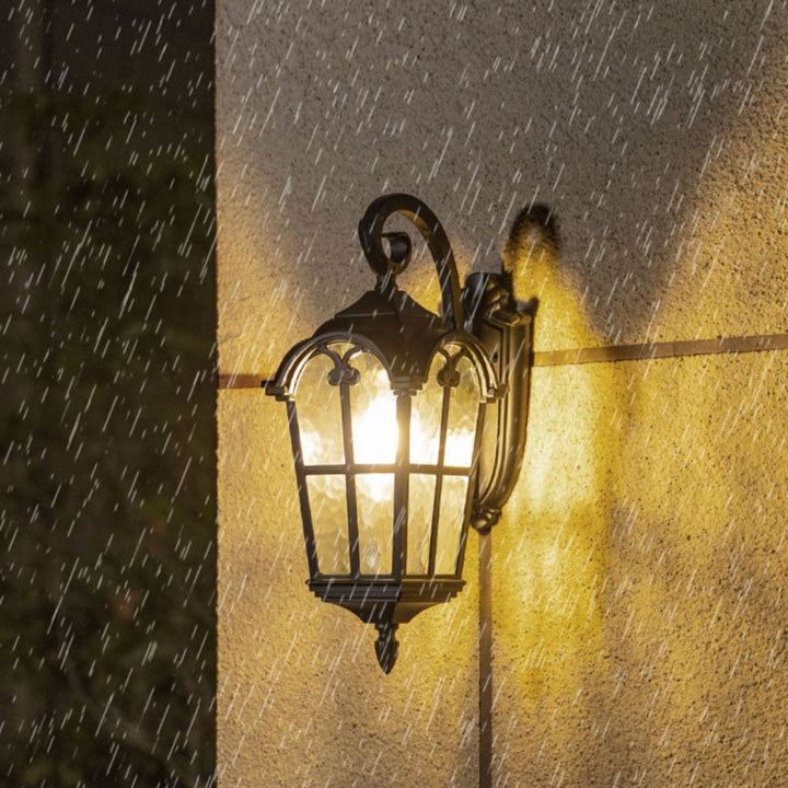 Tradisjonell europeisk kvadrilateral vindusformet aluminiums glass 1-lyskilde vegglampe for utendørs patio | Skanto