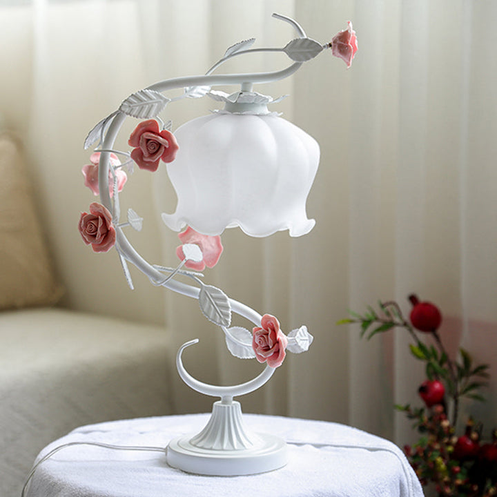 Rose Bordlampe Glass Skantoomst Design Nattbord Lys | Skanto