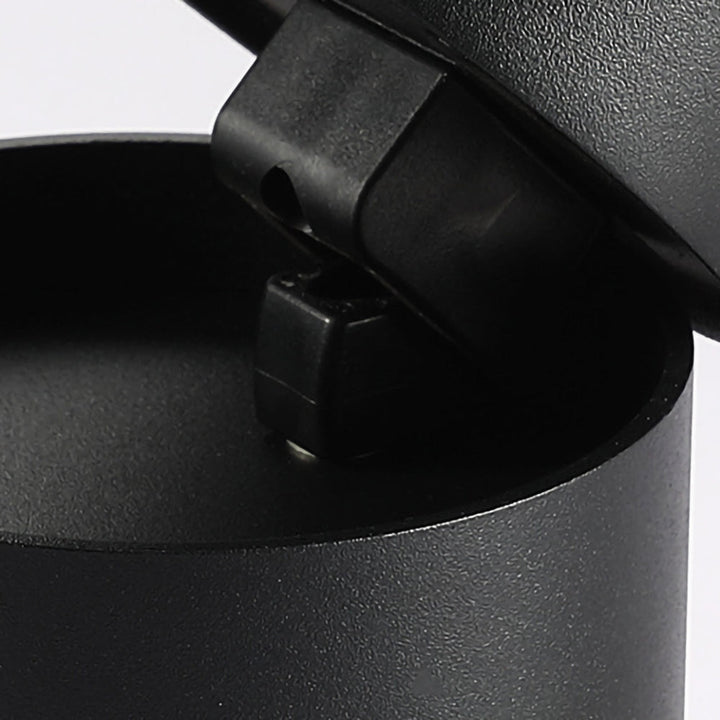 Skanto | LED taklampe med justerbart spotlight-hode