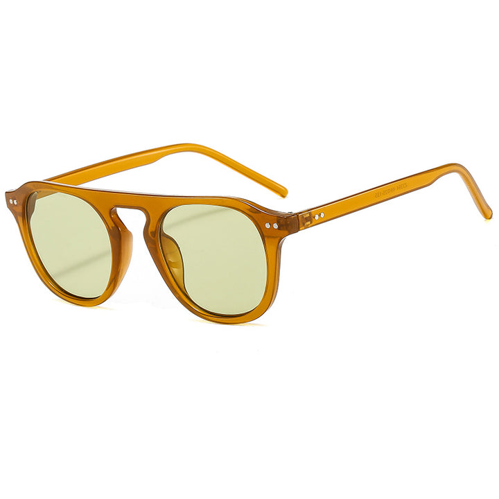 Dame klassisk solbrille med kvadratisk ramme og polarisert glass Skanto