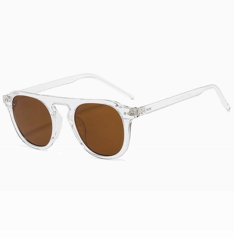 Dame klassisk solbrille med kvadratisk ramme og polarisert glass Skanto