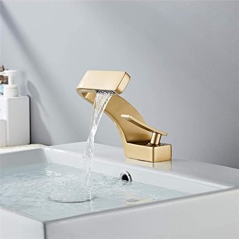 Norvo | Modern design curved faucet
