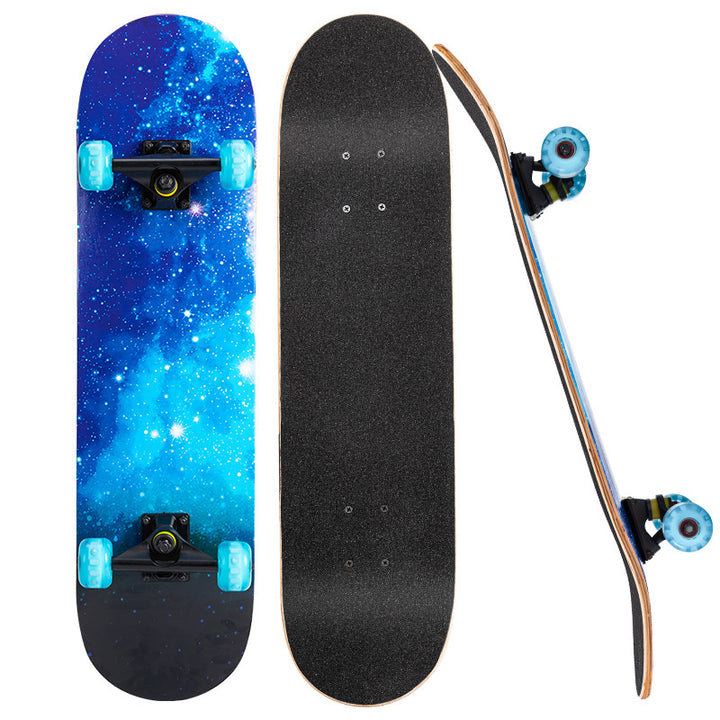 Robust grafisk skateboard Skanto