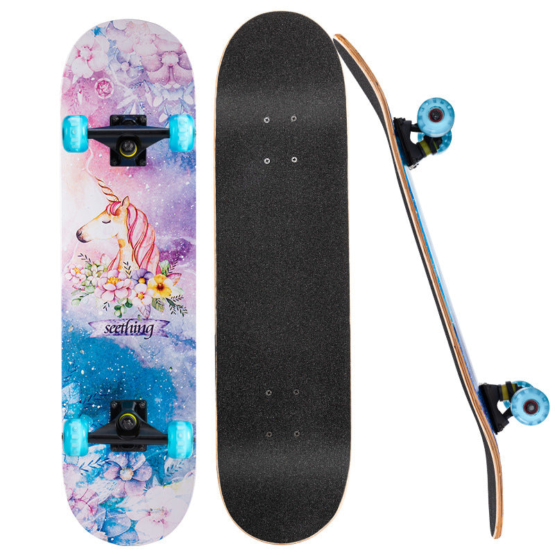 Robust grafisk skateboard Skanto