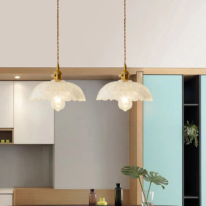 OpulentGlow Pendel – Elegant Glass Henge Lamp Skanto